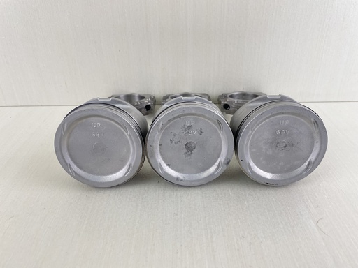 [010919] 2000-05 Yamaha 115HP 4 Stroke Piston & Connecting Rod Set 68V-W1164-00-00