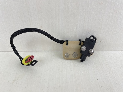 [011479] Evinrude Johnson BRP Neutral Safety Switch 587356 0587356