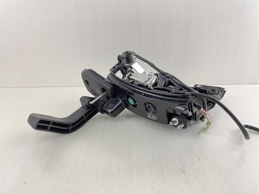 [011408] 2011 Suzuki DF 25 HP 4 Stroke Twin-V Outboard Front Panel 61831-95J00-0EP