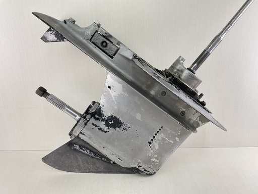 [011852] 1997 Honda 75 90 HP 4 Stroke Outboard Long Lower Unit Gear Case 41100-ZW1-003ZA