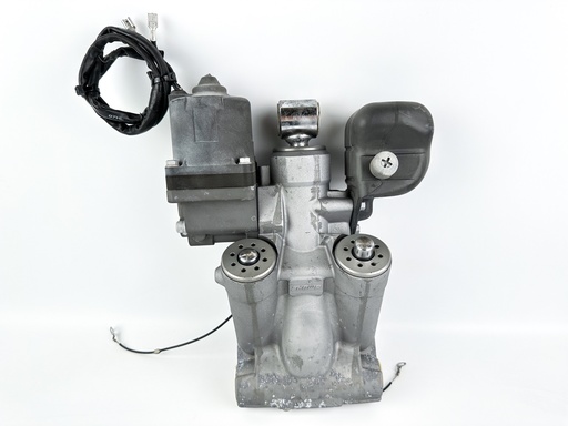 [062752] 2013 Suzuki 140 HP 4 Stroke Outboard Power Trim Tilt Unit {mpn} OEM