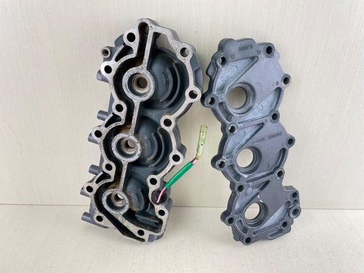 [011985] 1987-2001 Yamaha 30HP 2 Stroke Outboard Cylinder Head 6J8-11111-00-94