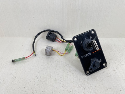 [012038] 704-82570-13-00 Yamaha Single Engine Outboard Key Switch Assembly With Key - Good Condition