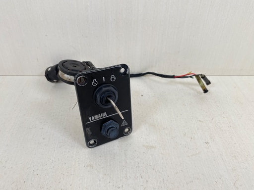 [012041] Yamaha Outboard Single Engine Key Switch W/ Key