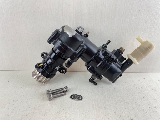 [012338] 2003 Nissan 40 50 HP TLDI Outboard Air Compression Assembly 3T5B100001