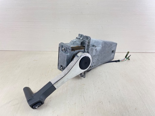 [008502] Yamaha 704 Remote Control Top Mount Binnacle Control Box No Cover