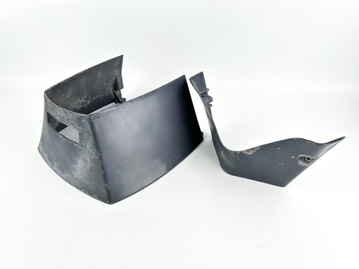 [065356] 1999 Yamaha 250 HP 2 Stroke Outboard Lower Apron Cover {mpn} OEM