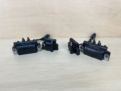 [3229] 2002 Evinrude Ficht 200HP Ignition Coil Assembly 0586745 0586749