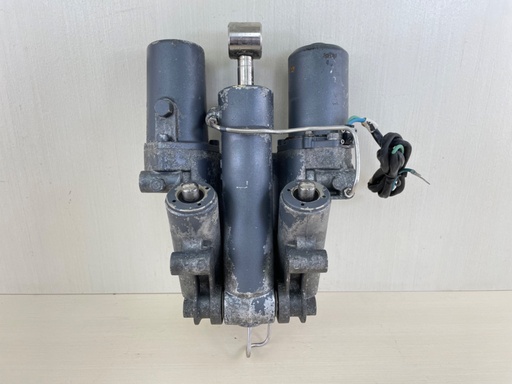 [013084] 02-18 Yamaha 200 225 250 300 HP 4 Stroke Outboard Power Trim Tilt Unit - Fully Tested