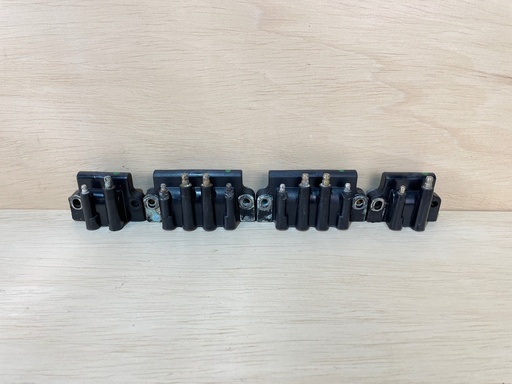 [3218] 2000 Evinrude Ocean Pro 225HP Ignition Coil Set of 4 0586533 0586528