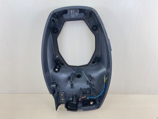 [012636] 2001-04 Yamaha 8HP 4 Stroke Outboard Lower Pan Cowling Assembly 68T-42710-00-4D