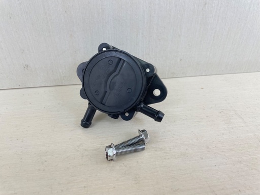 [013351] 2005 Suzuki 140HP 4 Stroke Outboard Fuel Pump Assembly 15100-90J11