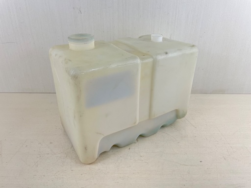 [014335] Yamaha Outboard Remote 2 Stroke Oil Tank Assembly 2.8 Gallons 10L Tank Only