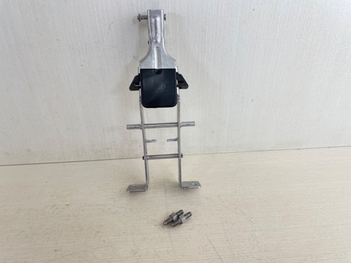 [014368] Mercury Verado Front Cowling Latch Bracket Assembly 888976T01