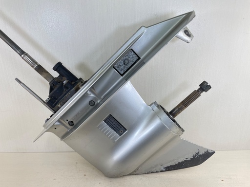 [014518] 2000 Honda 115 130 HP 4 Stroke Outboard 25" Lower Unit Gear Case RH 41100-ZW5-810ZA