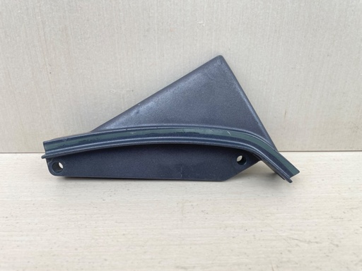 [014733] 2000-2008 Yamaha 115HP 4 Stroke Outboard Cable Cover Plate 68V-42738-00-5B