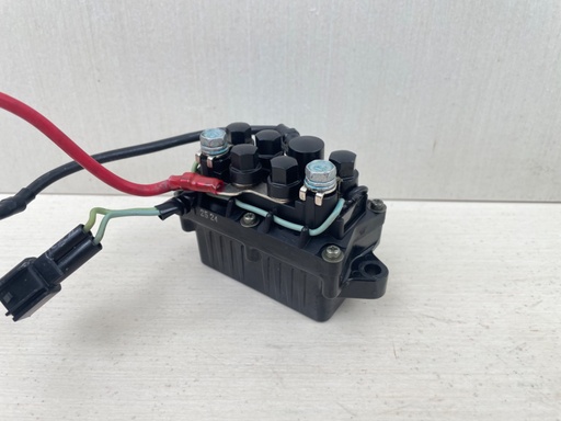 [014750] 2003 Yamaha F115 115HP 4 Stroke Outboard Trim Tilt Relay 68V-8195B-01-00