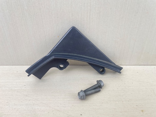 [014933] 1998 Yamaha 25HP 4 Stroke Outboard Cable Cover Plate 65W-42738-00-4D