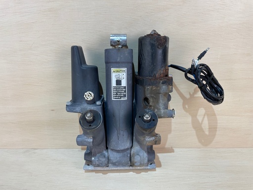 [2947] 2010 Mercury Optimax Pro XS 225HP Power Trim & Tilt Assembly 855998A10 8M0168222