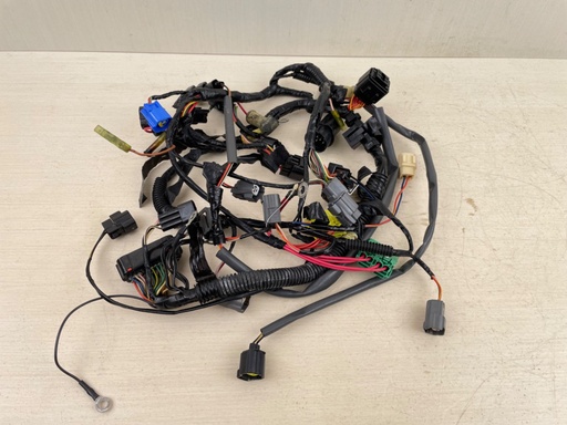 [014751] 2003 Yamaha 115HP 4 Stroke Engine Wiring Harness 1 & 2 68V-82590-20-00
