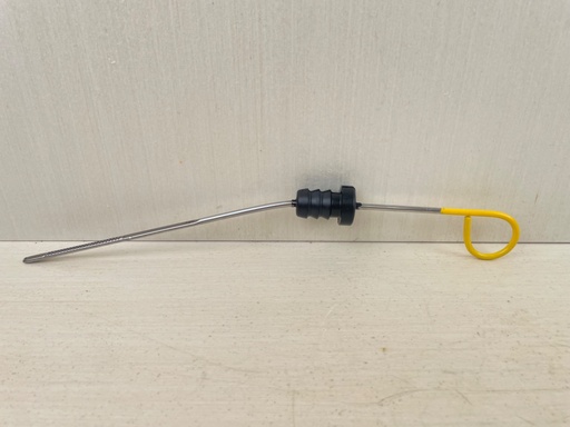 [014482] 2007 Yamaha 115HP 4 Stroke Outboard Oil Dipstick Assembly 6D8-15362-00-00