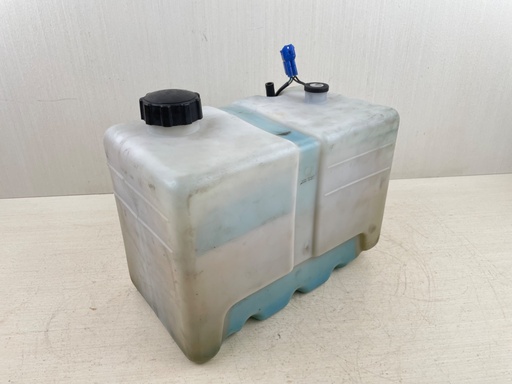 [015399] Yamaha Outboard Remote 2 Stroke Oil Tank Assembly With Pump 2.8 Gallons