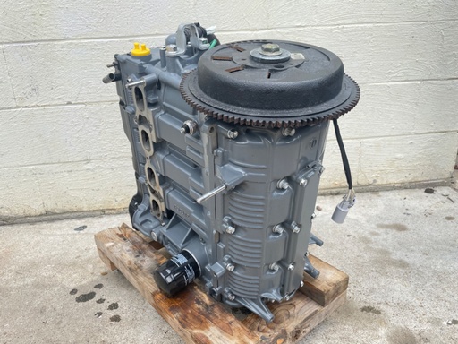 [015655] 2008 Suzuki 90 HP 4 Stroke Outboard Powerhead Crankcase 11300-90J11 OEM
