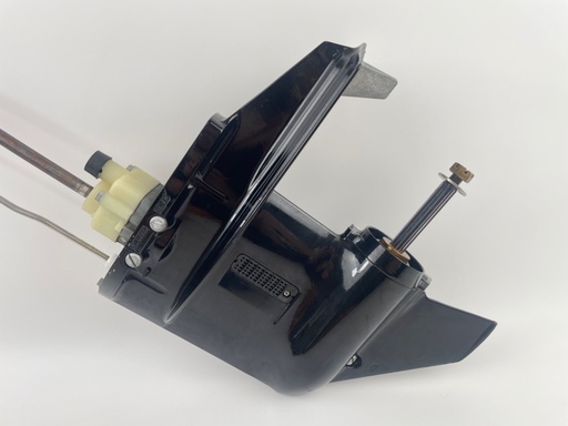 [016105] 2021 Mercury 9.9 HP 4 Stroke 20" Long Lower Unit Gear Case Like New