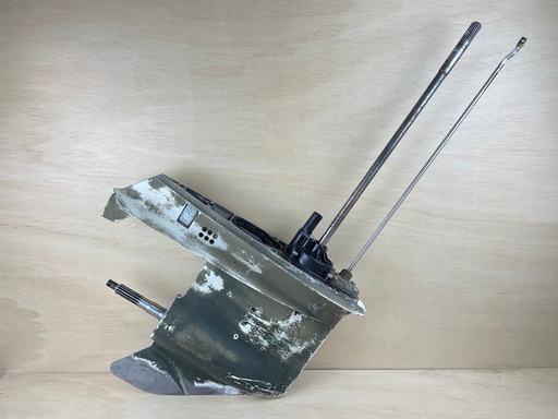 [3517] 1994 Johnson 60HP 2 Stroke 20" Lower Unit Gear Case Assembly 0432624