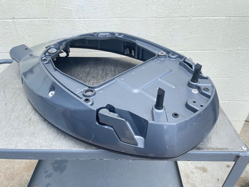 [016761] 2016 Yamaha 150 HP 4 Stroke Outboard Bottom Cowling Pan 63P-42710-10-8D OEM