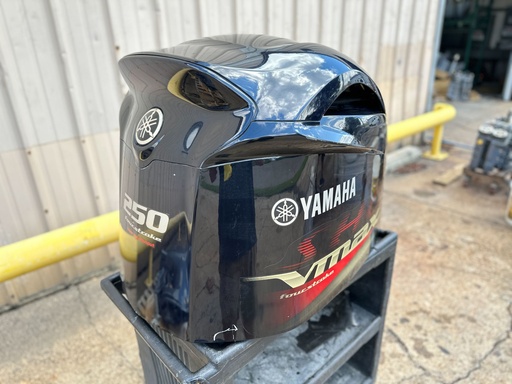 [078621] 2012 Yamaha 250 HP 4 Stroke Outboard Top Cowling {mpn} OEM