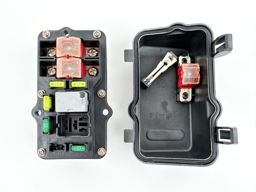 [079407] 2016 Yamaha 150 HP 4 Stroke Outboard Fuse Box {mpn} OEM