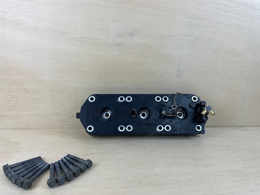 [3783] 2003 Mercury 200HP Outboard 2 Stroke Cylinder Head With Bolts 858281T1