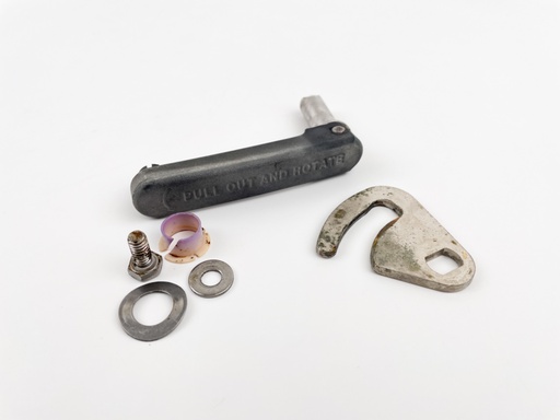 [017490] 2003 Evinrude 225 HP 2 Stroke Ficht Outboard Front Latch Handle 0435026 OEM