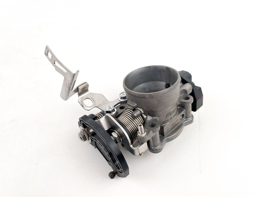 [019284] 2013 Suzuki 60 HP 4 Stroke Outboard Throttle Body Assembly 13300-88L00 OEM