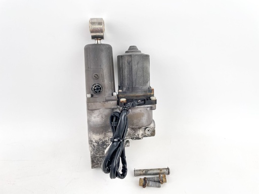 [019262] 2013 Suzuki 60 HP 4 Stroke Outboard Power Trim Tilt Unit 48000-88L15 OEM
