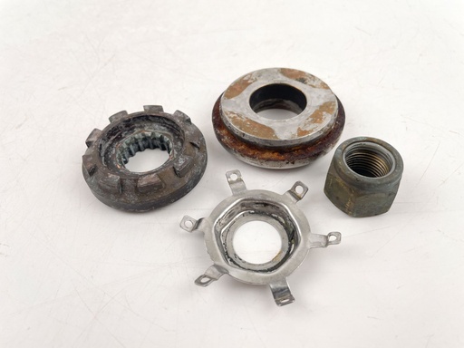 [020130] 2008 Mercury 40 HP 4 Stroke Outboard Prop Hardware Thrust Washer Bushing Nut