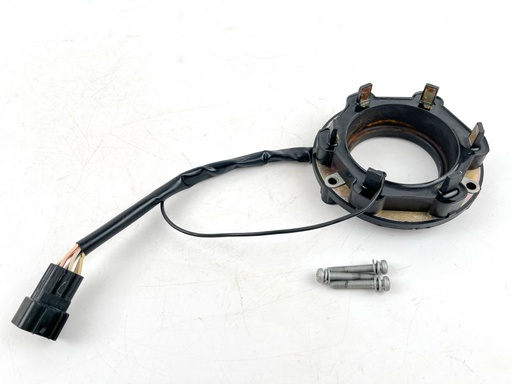 [020610] 2001 Yamaha 225 HP 2 Stroke Outboard Coil Pulser 61A-85580-01-00 OEM