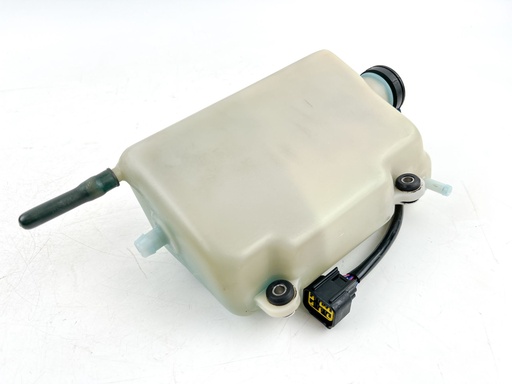 [020629] 90 - 2005 Yamaha 200 225 250 300 HP 2 Stroke Outboard Oil Tank 61A-21750-00-00