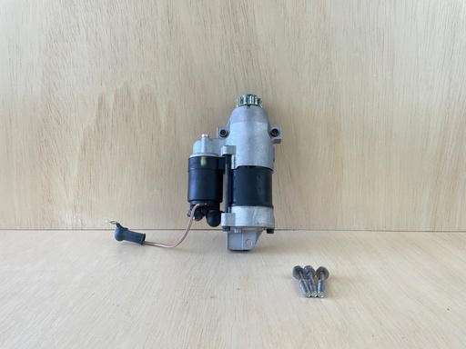 [3876] 2003 Yamaha 115HP 115HP 4 Stroke Outboard Starter Assembly 68V-81800-01-00