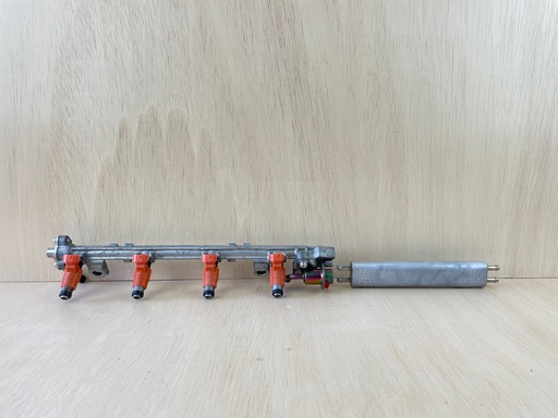 [3877] 2003 Yamaha 115HP F115 Outboard Fuel Rail Assembly Injectors Cooler 68V-13160-00-00