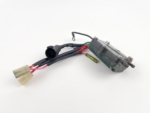 [021664] 2000 Yamaha 250 HP 2 Stroke Outboard Rectifier & Regulator 61A-81960-01-00 OEM