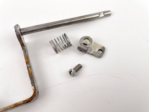 [022729] 2002 Johnson 25 HP 2 Stroke Outboard Tilt Stop Lever 0388662 OEM