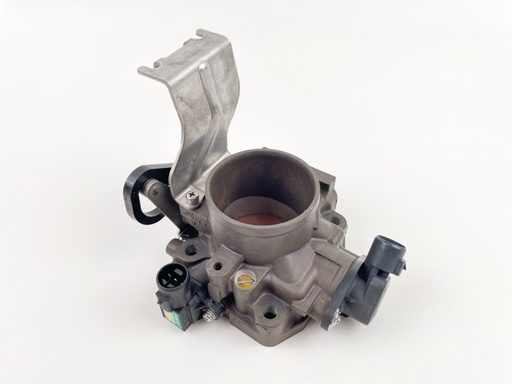 [020734] 2004 Honda 130 HP 4 Stroke Outboard Throttle Body Assembly 16400-ZW5-013 OEM