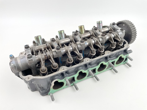 [020704] 2004 Honda 130 HP 4 Stroke Outboard Cylinder Head 12215-ZW5-010ZA OEM