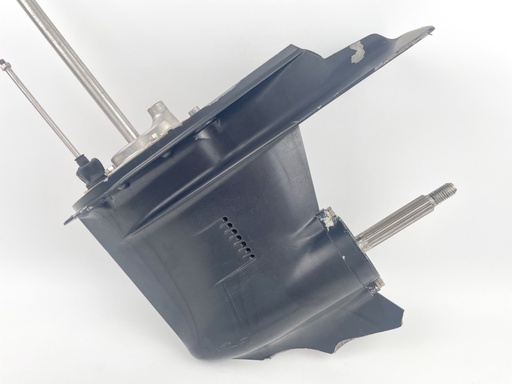 [023104] 2002 Mercury 40 HP 2 Stroke Outboard 20" Long Lower Unit Gear Case 821306T6