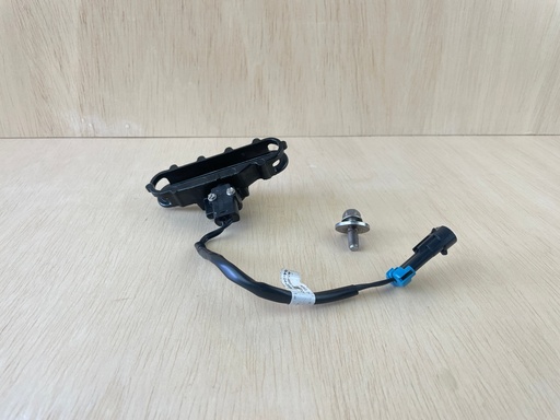 [3861] 2007 Mercury 225HP Optimax Shift Bracket Assembly Slider With Neutral Safety Switch