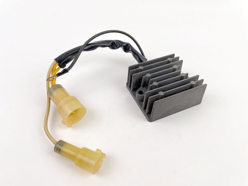 [024145] 2002 Suzuki 60 HP 4 Stroke Outboard Rectifier & Regulator 32800-92E20 OEM