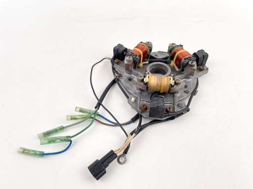 [029415] 1994 Yamaha 40HP 2 Stroke Outboard Base Coil Charge Lighting Assembly 63D-85560-00-00