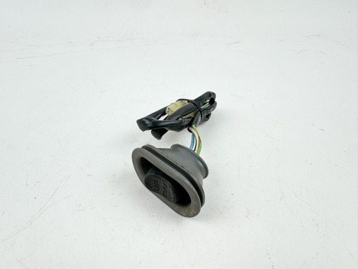 [030916] 2000 Honda 130 HP 4 Stroke Outboard Trim Switch 35640-ZW1-023 OEM